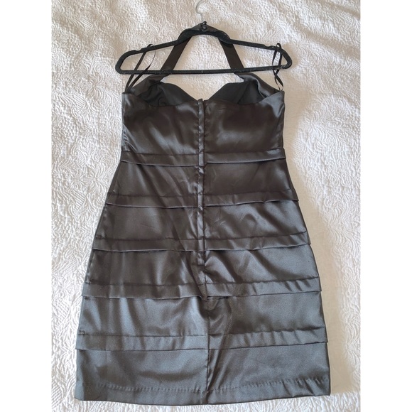 Majora | Black Dress - Picture 4 of 6